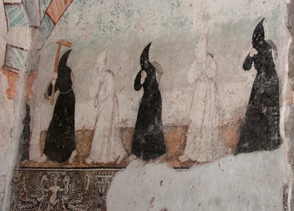 Upper cloister walk mural - San Martín, nave, cloister & convento