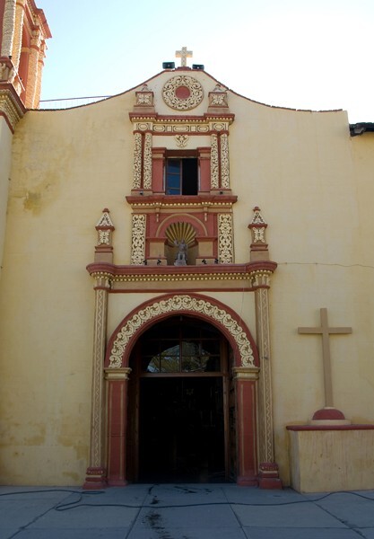 Santiago, façade - Ayapango, México