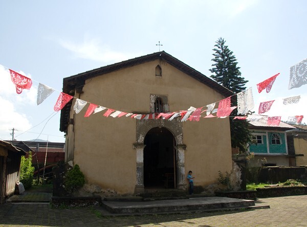 Guatápera, Hospitalito façade - San Lorenzo, Michoacán