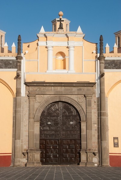 Capilla Real, main portal - San Gabriel, capilla real