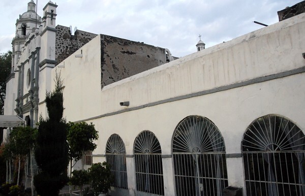 San Antonio, façade & portería - San Antonio Tecomitl, México