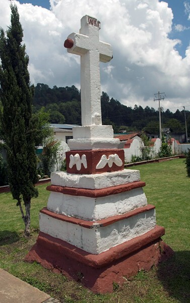 San Pablo, atrial cross & stump - San Pablo Malacatepec, México
