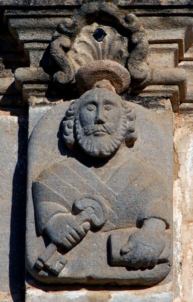 Nuestro Señor de Araró, façade portal, architrave left right - Araró, Michoacán
