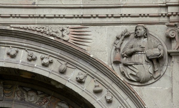 Façade portal, right spandrel relief - San Agustín, façade