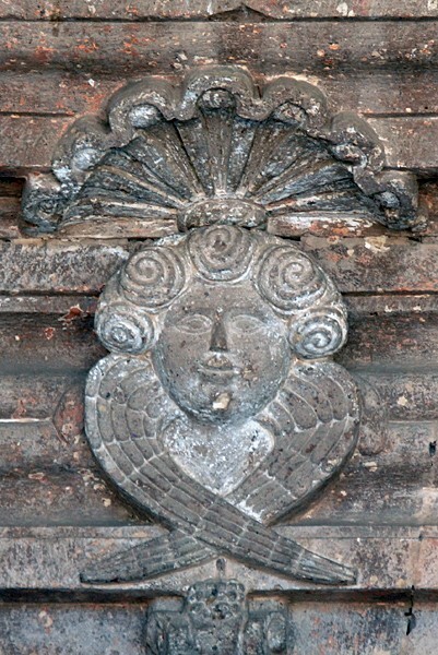 Comonfort, Guanajuato, San Francisco, cloister portal relief - Guanajuato