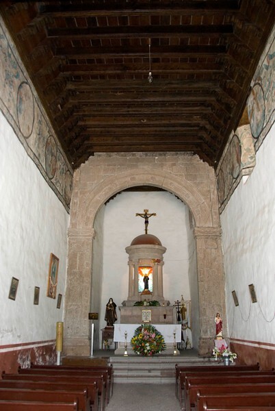 Nave & chancel arch - San Francisco, Nave