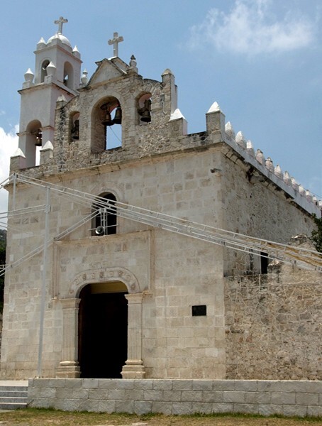 Façade, espadaña & bell-tower - La Asunción de Nuestra Señora