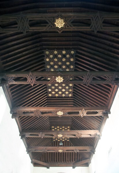 Nave, alfarje ceiling with crossbeams, harneruelos & almizates - La Asunción de Nuestra Señora, atrio, portería, and nave & choir ceilings