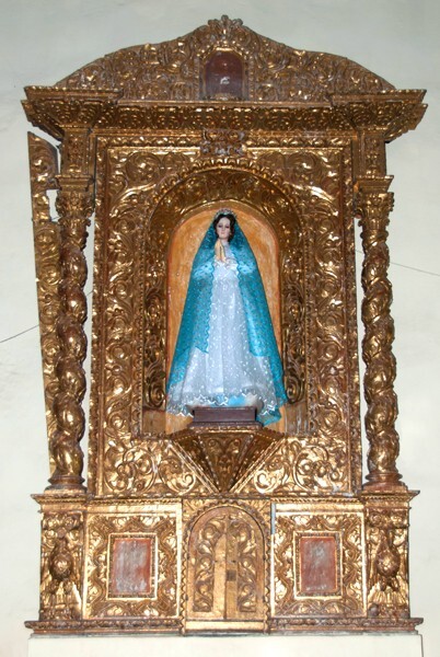 Santa María, nave Nuestra Señora de los Dolores retablo - Chiconautla, México