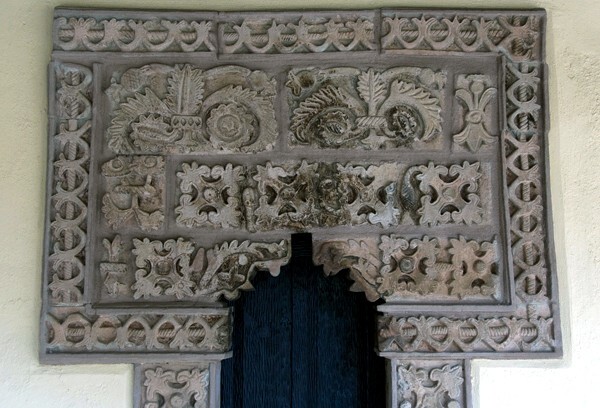 Patio window detail - Guatápera (Pueblo Hospital)