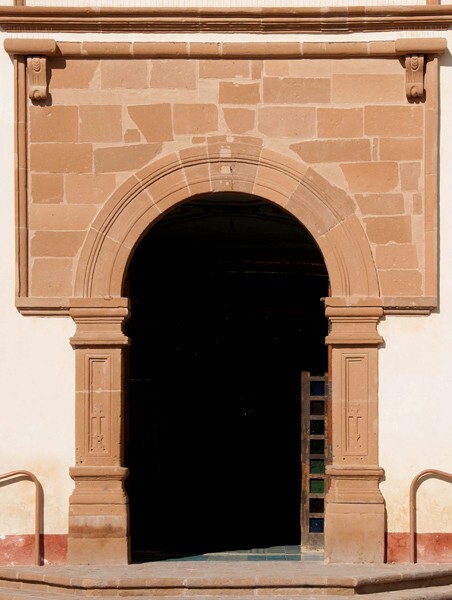 La Purísima Concepción, façade, main portal alfiz - El Cardonal, Hidalgo