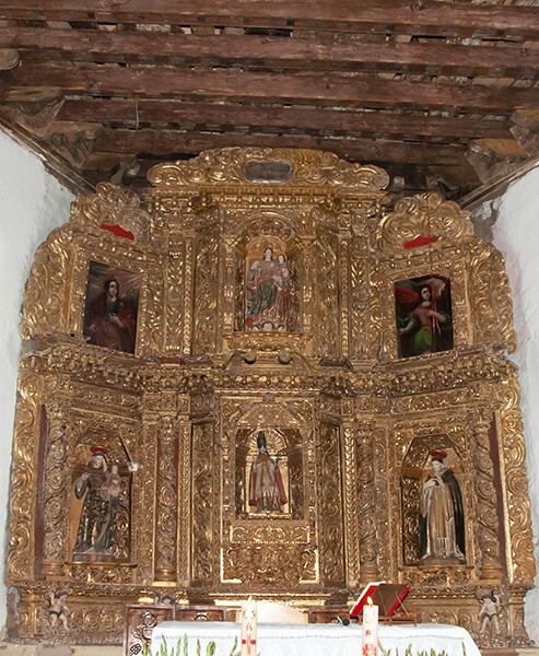 San Nicolás de Bari, high altar - San Nicolás Obispo, Michoacán