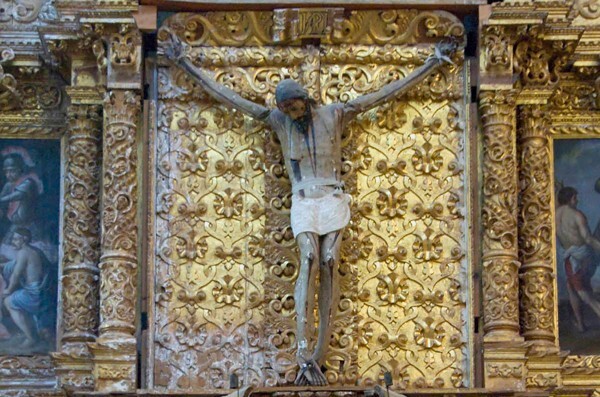 Second tier - nave Nuestra Señora de la Soledad altar