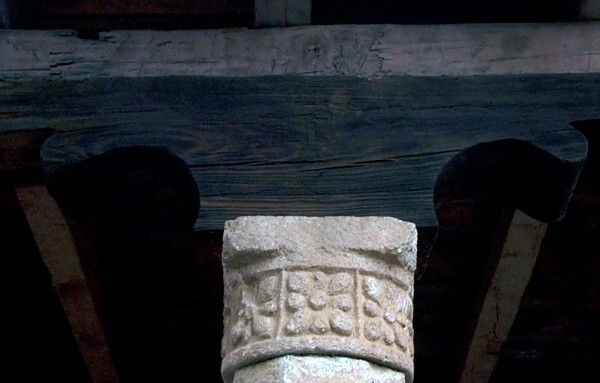 Santa María de Jesús, trabeated porch, post & lintel - Santa María de Jesús