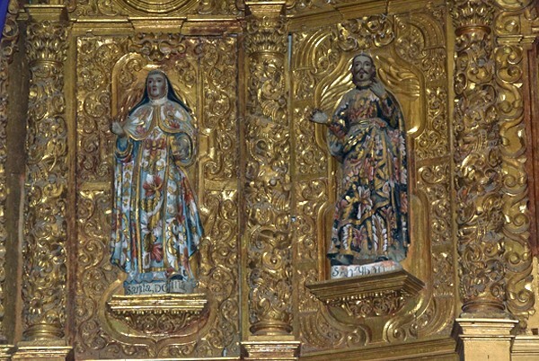 La Tercera Orden, high altar, central figures left - Nave, high altar & sacristy door