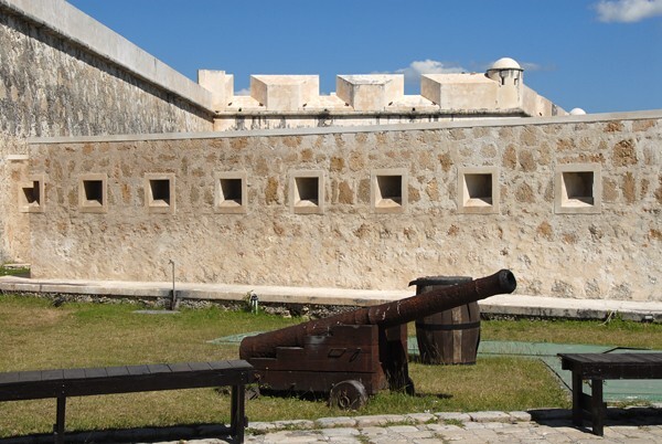 Baluarte de San Francisco - Baluartes (Bastions)