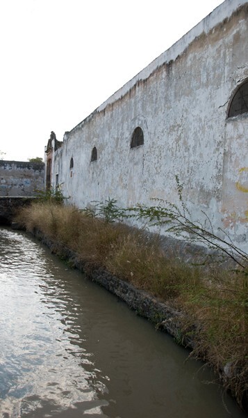 San Buenaventura, convent wall & Lerma River - Salvatierra, Guanajuato