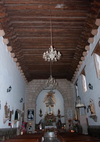 Nave & chancel arch - SS Pedro y Pablo