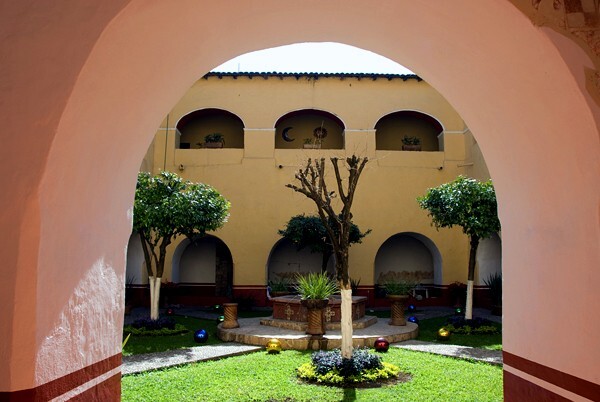Jiutepec, Morelos, Santiago El Mayor, cloister - Morelos