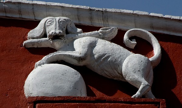 Façade gable relief, Dominican dog - Santo Domingo