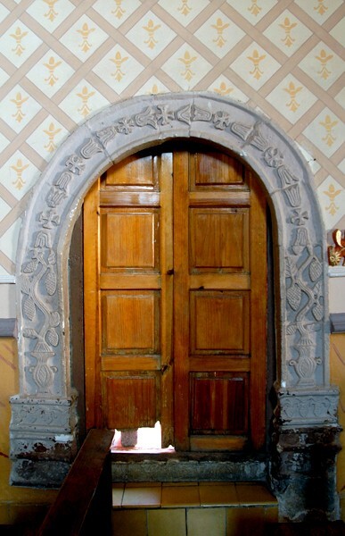 Nuestro Señor de la Misericordia, sacristy portal - San Pedro Cucuchucho, Michoacán