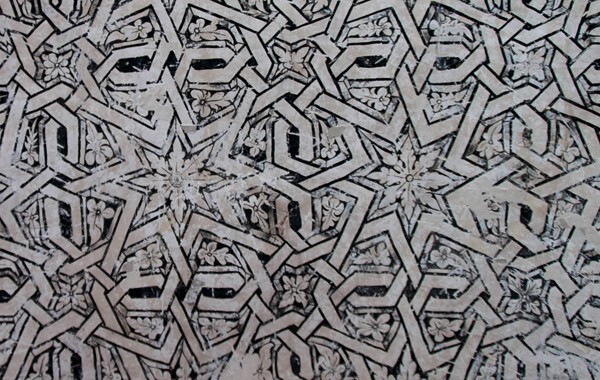 Lower cloister arch, arabesque mural detail - San Guillermo