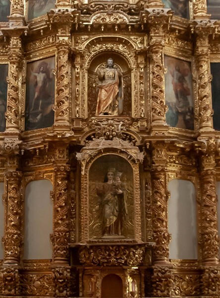 First & second tiers - nave Nuestra Señora del Rosario altar