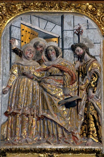 San Luis Obispo, high altar, top frame, Visitation (18th cent.) - Tlalmanalco, México