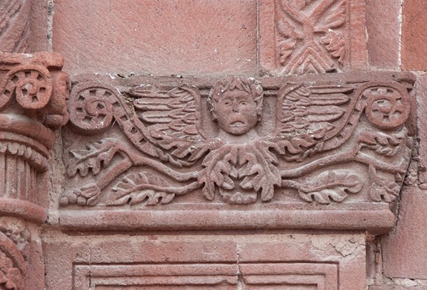 Façade portal, pilaster capital (outer left ) - San Francisco & capilla abierta