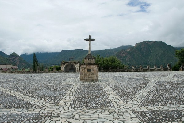 Atrio & cross - Façade, exterior buttressing, lateral portal, open & posa chapels, atrio & cross