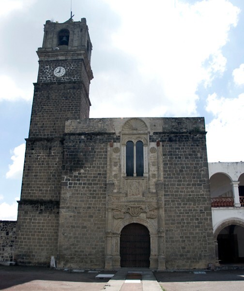 San Andrés, façade - San Andrés, façade, portería & atrial gate