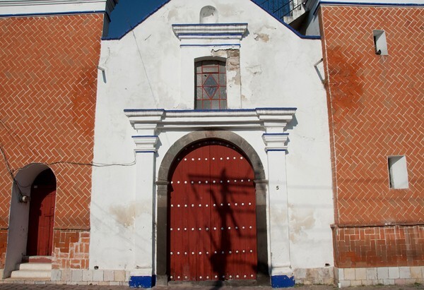 Jesús del Río, façade & bell-tower bases - Jesús del Río