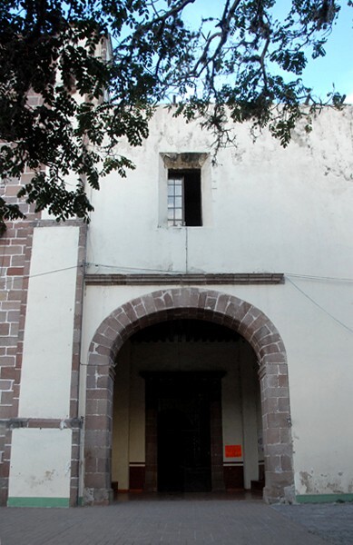 Santiago Apóstol, capilla abierta - Tuxpan, Michoacán