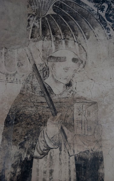 Pillar mural detail - Cloister grisaille murals