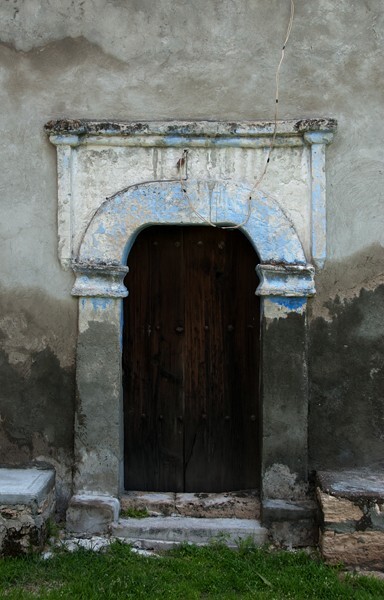 San Francisco, sacristy portal - Barrio chapels