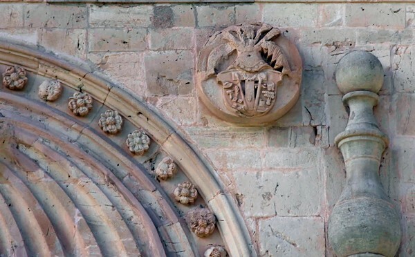 Roundel (right) & cornice finial - North Portal