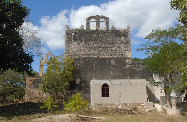 La Concepción, apse & espadaña - Bolón, Yucatán
