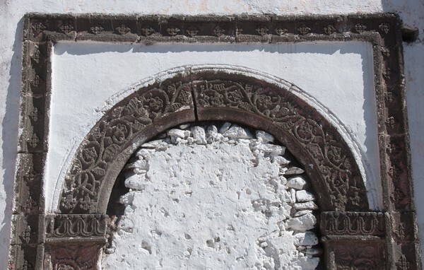 El Calvario, ex-façade portal archivolt & alfiz - Apizaquito, Tlaxcala