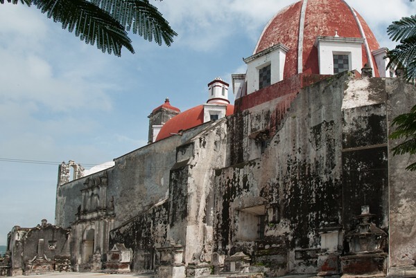 Exterior nave - San Agustín