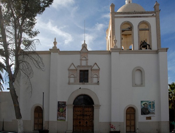 San Ignacio, façade & bell-tower - Parras de La Fuente, Coahuila