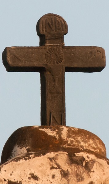 Texcalplan, Morelos, San Juan Bautista, roof cross - Texcalpan, Morelos