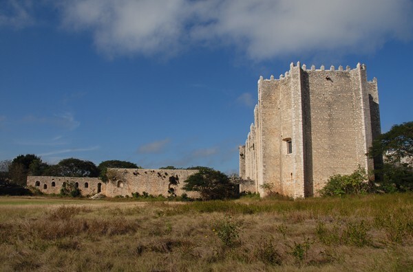 Santa Clara de Asís, apse - Dzidzantún, Yucatán