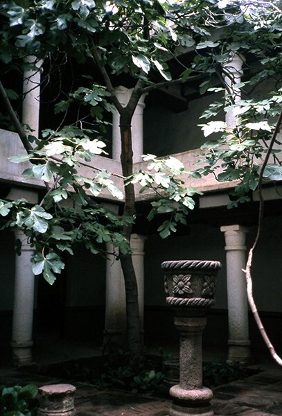 Cloister - San Nicolás de Bari