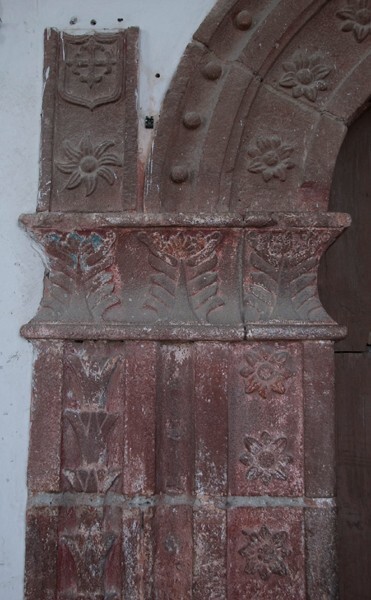 Portería, cloister portal, pilaster (left) - San Francisco