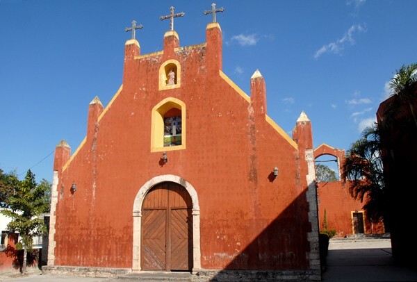 San Pedro, façade - Panabá, Yucatán