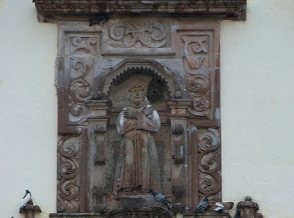 San Francisco, façade sculpture niche, St. Francis - San Francisco