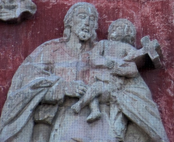 La Transfiguración de Cristo, W portal relief detail - La Transfiguración de Cristo