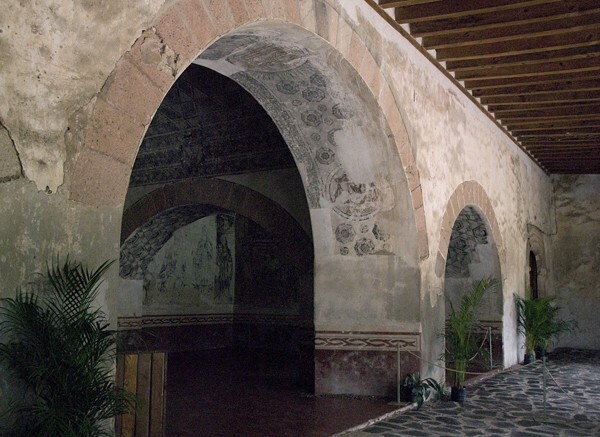 Capilla abierta arches - San Juan Bautista