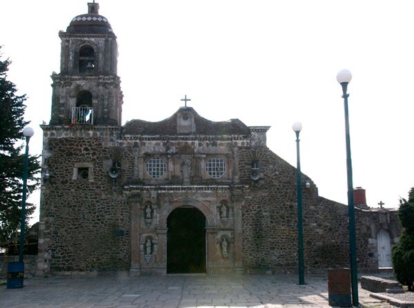 Santo Tomás, façade & bell-tower - Santo Tomás Ajusco, México