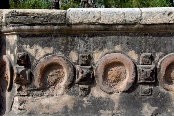 Puente mudéjar over Río Chiquito, interior reliefs - Chiapa de Corzo, Chiapas